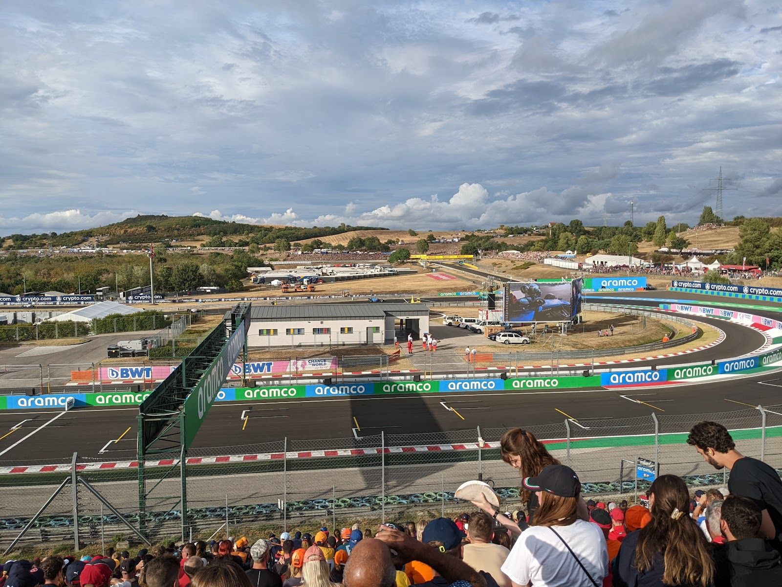 Qualifying and race day from the grandstand