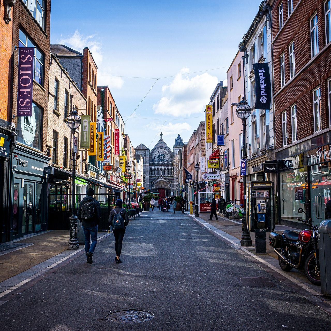Dublin city street scene near the rugby quarter
