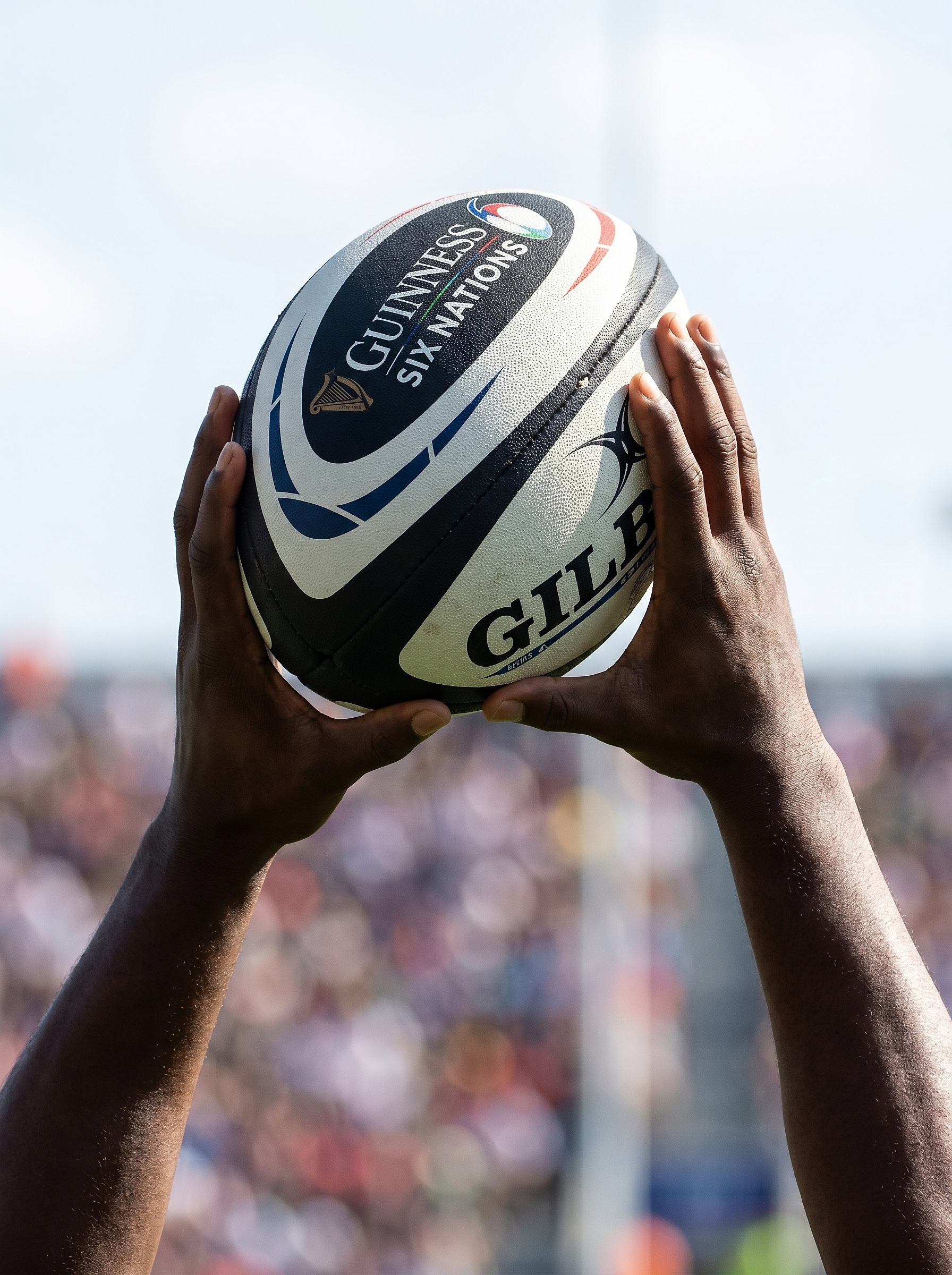 Six Nations rugby ball line out