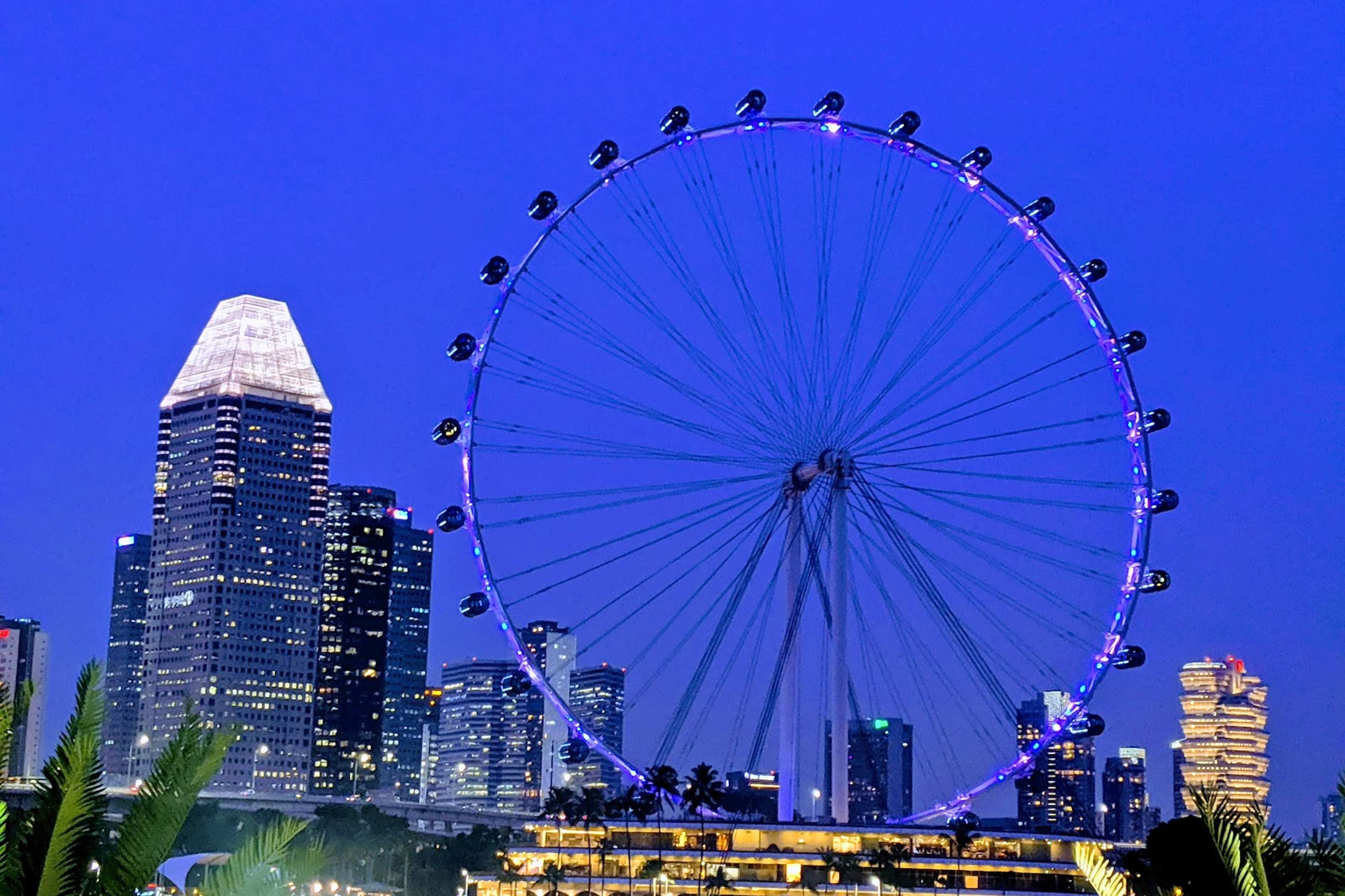Marina Bay floodlit for the night race