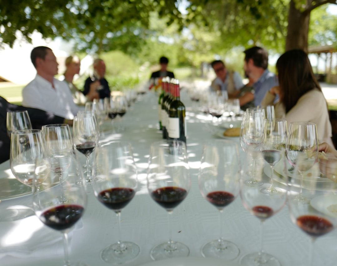 Outdoor wine tasting in the Bordeaux countryside
