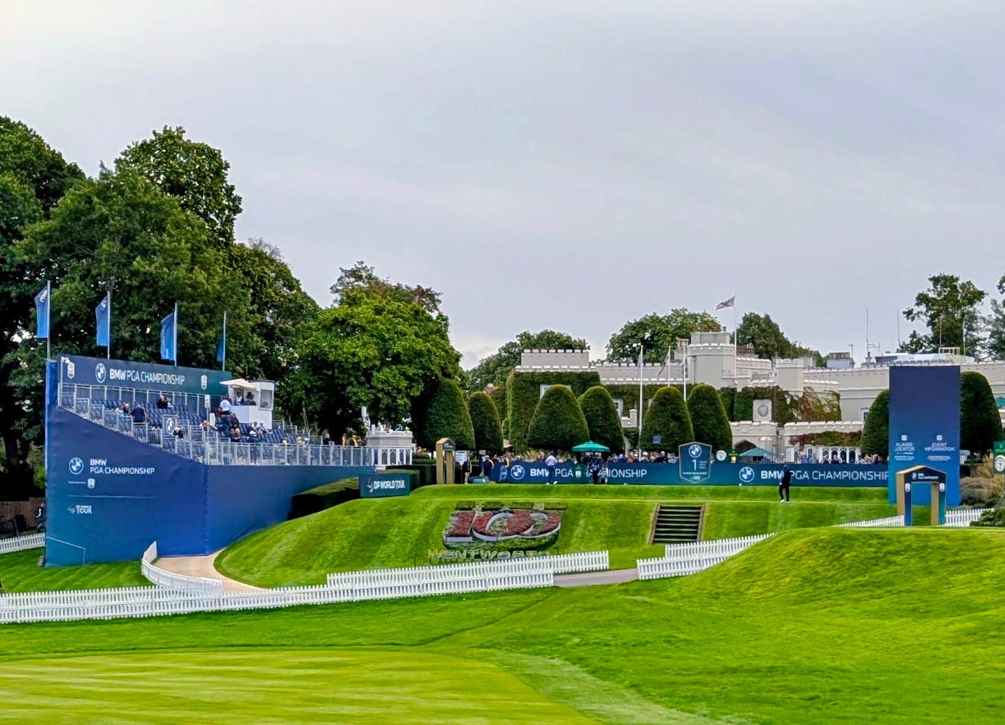 The 1st tee at Wentworth, with the clubhouse behind it