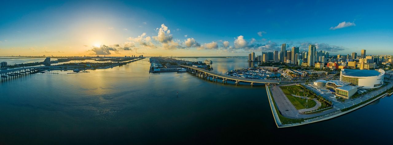 Miami skyline panorama, the city that first hosted motorsport in 1983