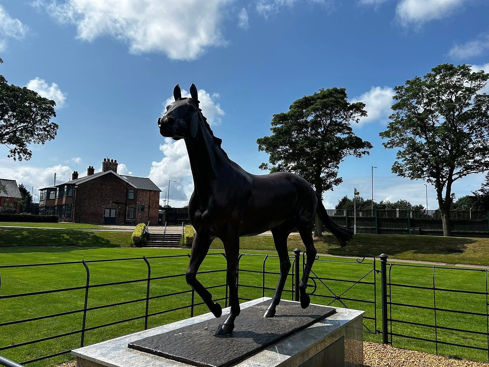 The bronze statue of Red Rum at Aintree Racecourse