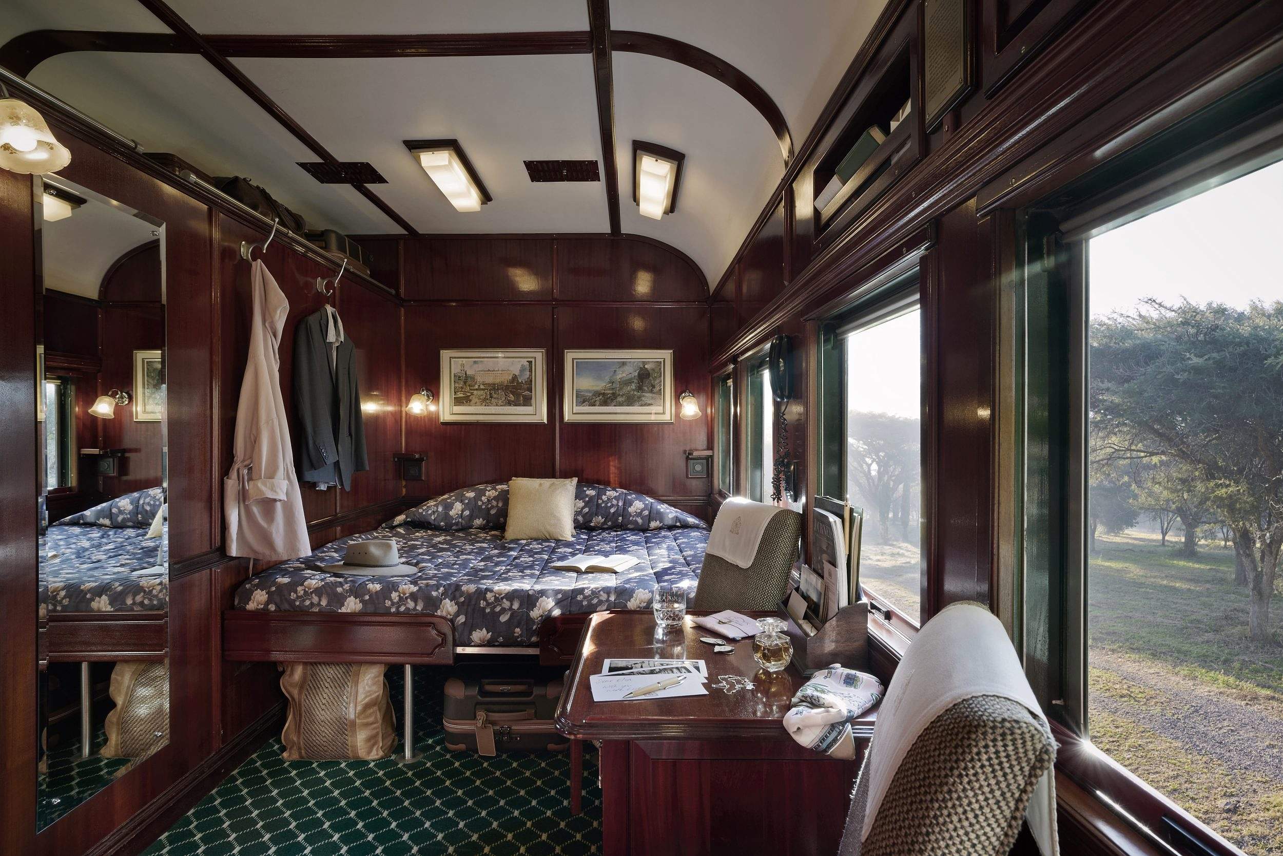 Deluxe Suite aboard Rovos Rail