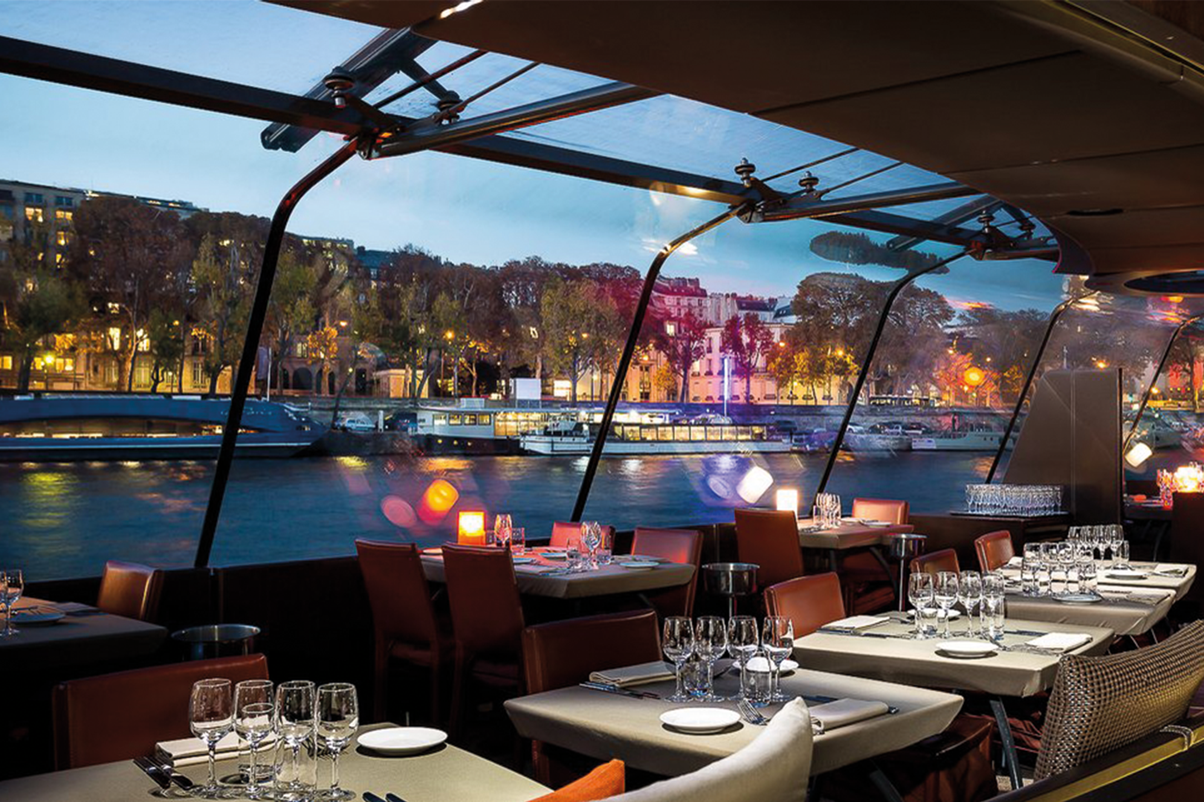 Dinner Cruise on The Bateaux Parisiens