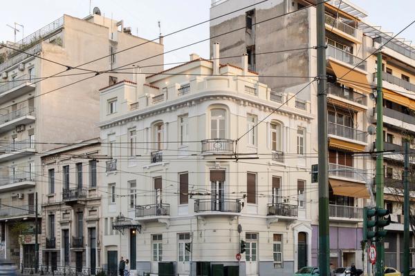 Ninetto Gallery in Athens — a contemporary art gallery showcasing emerging and established artists