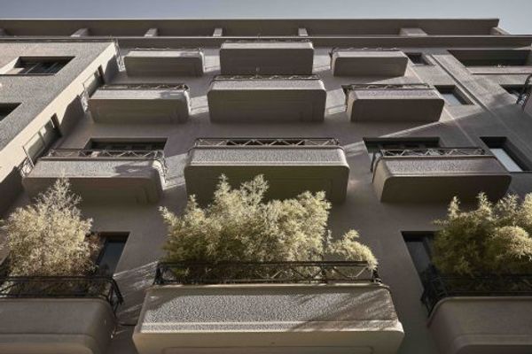 Perianth Hotel — exterior
