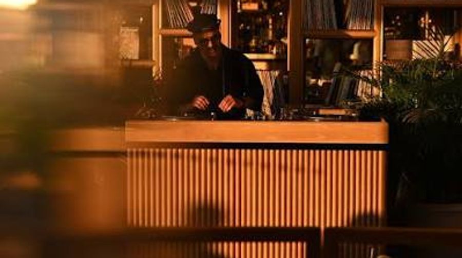 Avra Bar