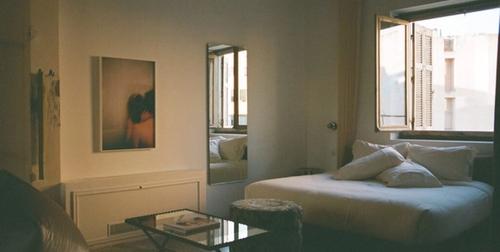 Mona Athens — open-plan room in the 1950s industrial building