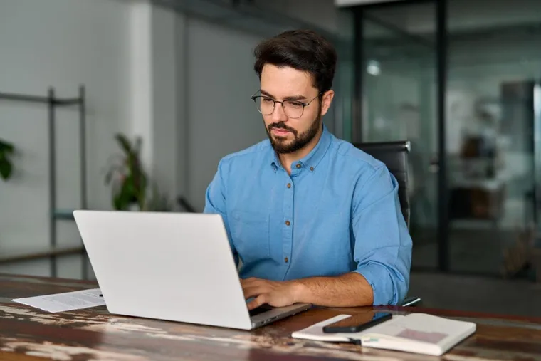 Cómo automatizar partes de tu seo con ia sin perder control ni calidad