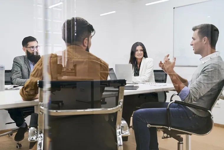 Ia para equipos de ventas: cómo prospectar, calificar y cerrar más rápido sin contratar más vendedores