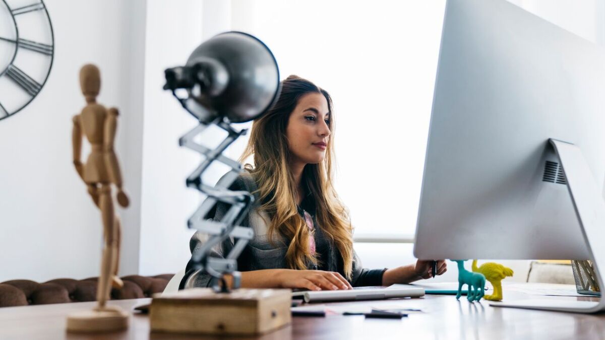 Workflows automatizados con n8n y make: cómo conectar tus herramientas de trabajo con ia sin programar