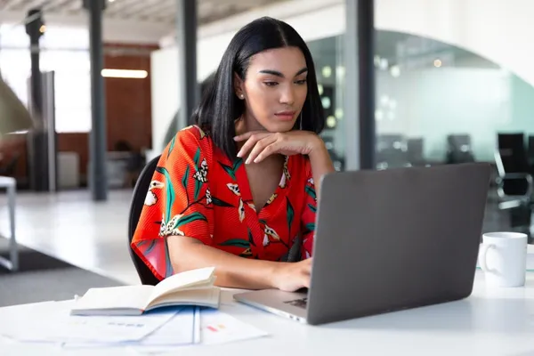 AIO en Magento: cómo aprovechar IA en catálogos grandes sin perder control