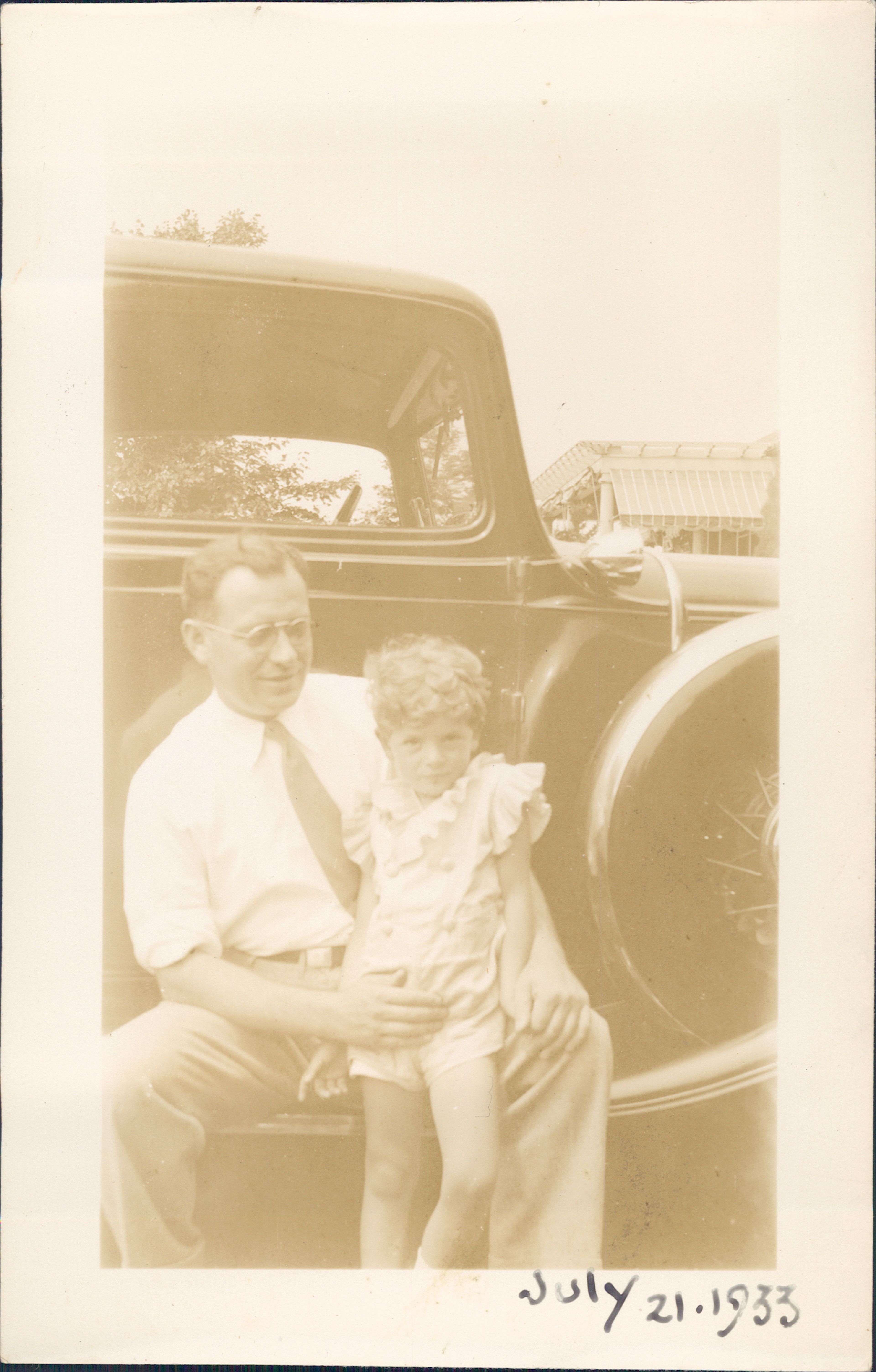 Aaron Lasser and John Lasser at Shore House July 21, 1933