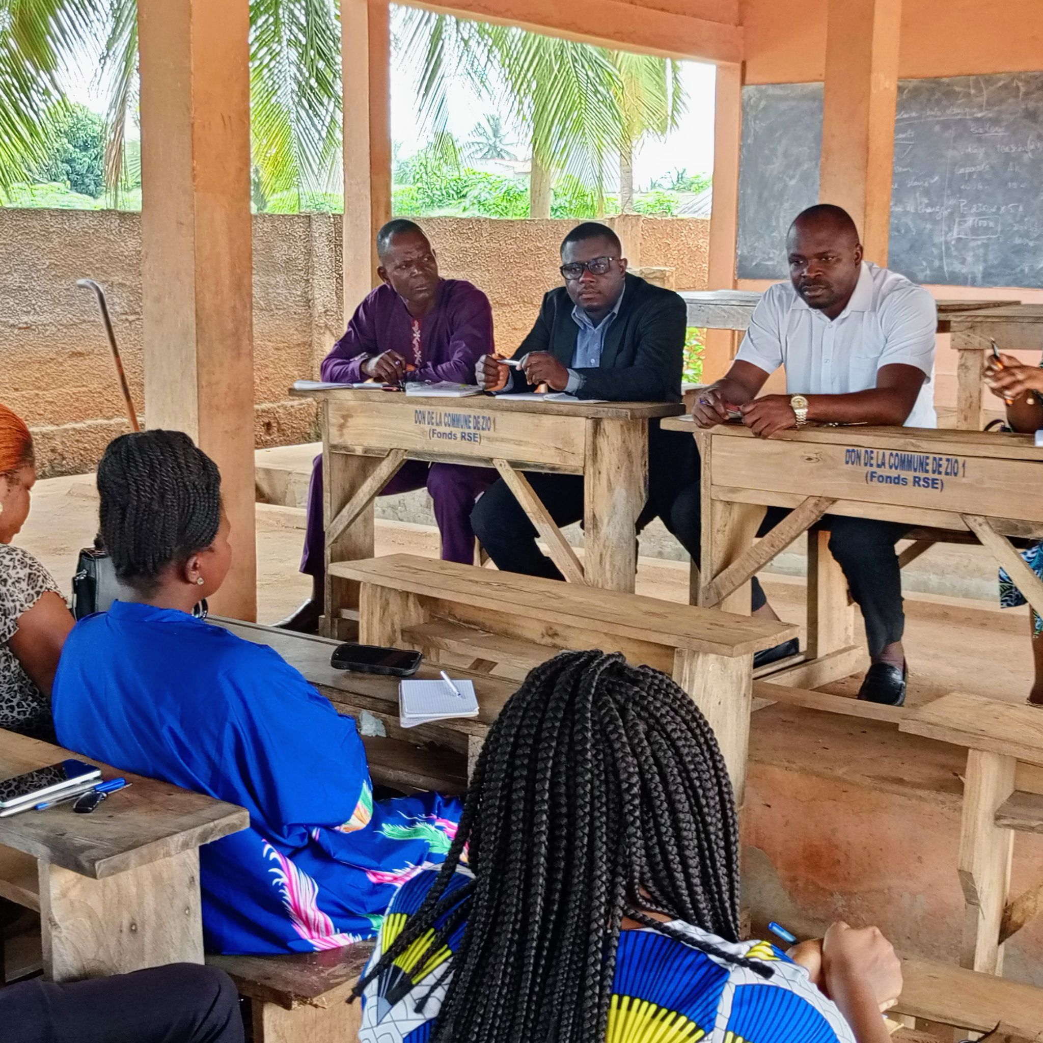 La délégation de l'association ELS-Togo et les participants