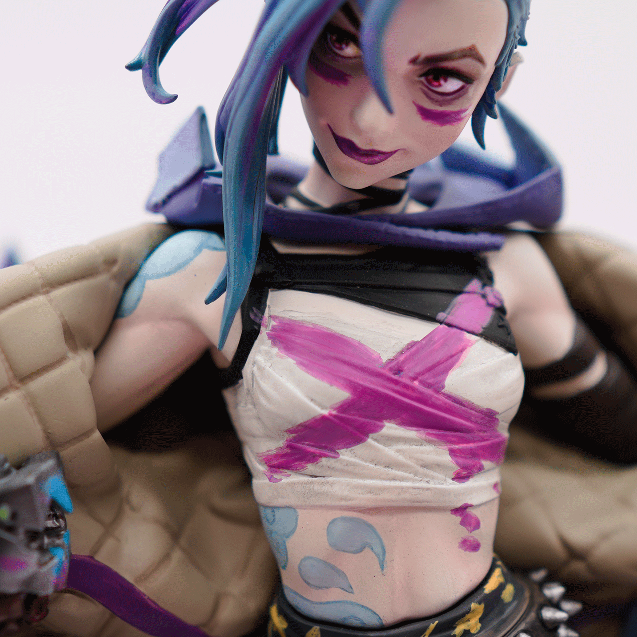 Arcane Champion Jinx 1/7 Scale Statue | Riot Games Store