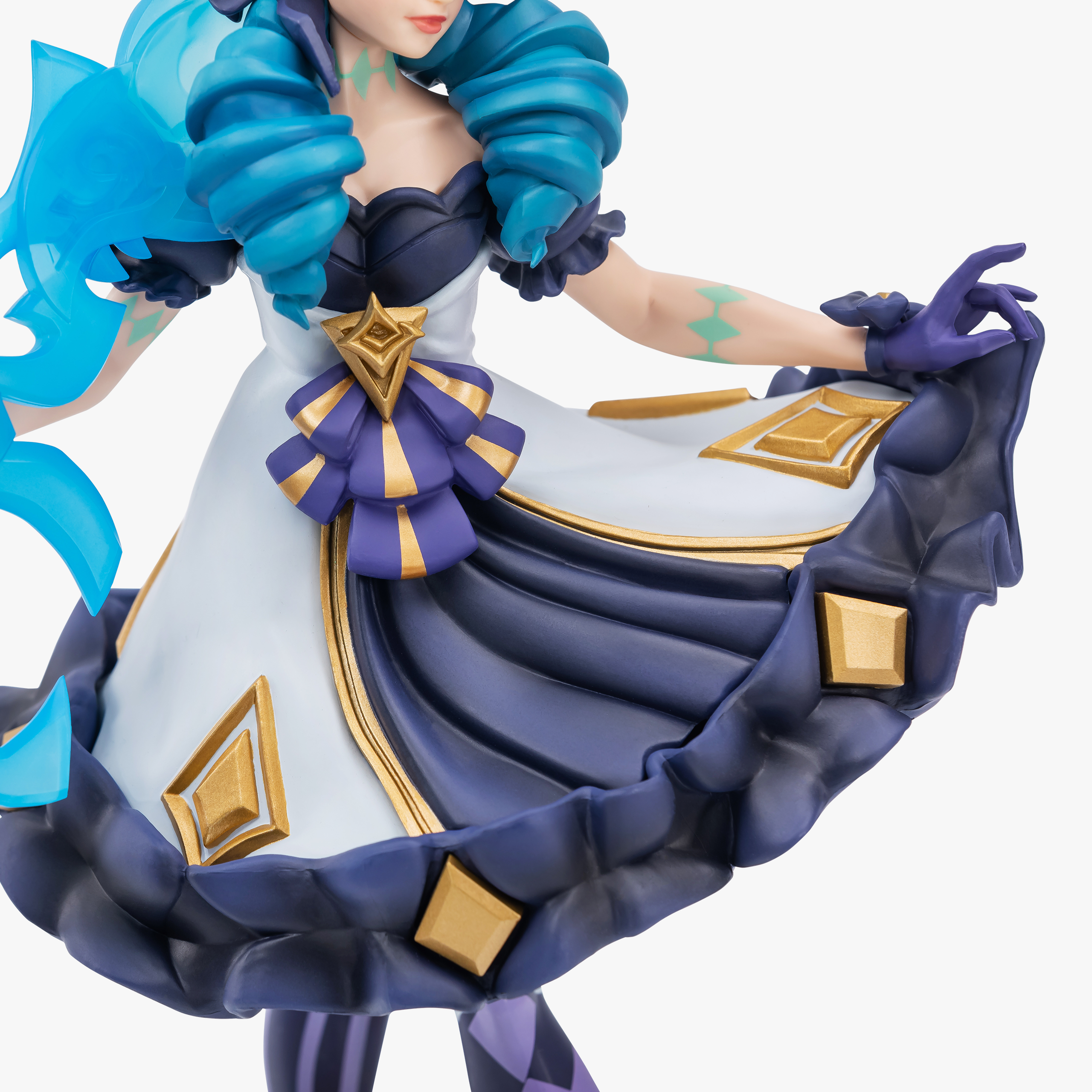 ヴァイ UNLOCKED スタチュー　lol Gwen Unlocked | Riot Games Store