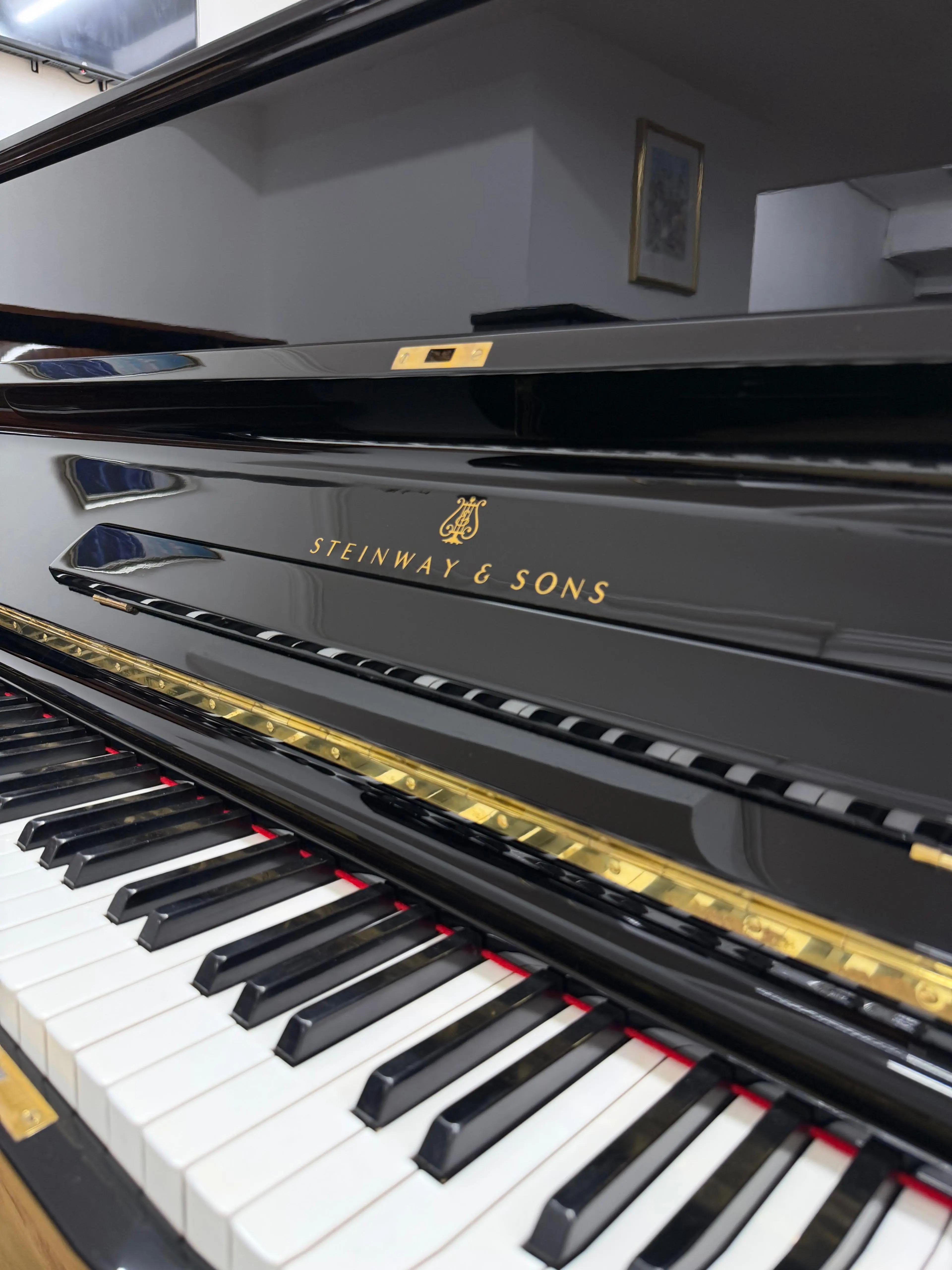 Pianos