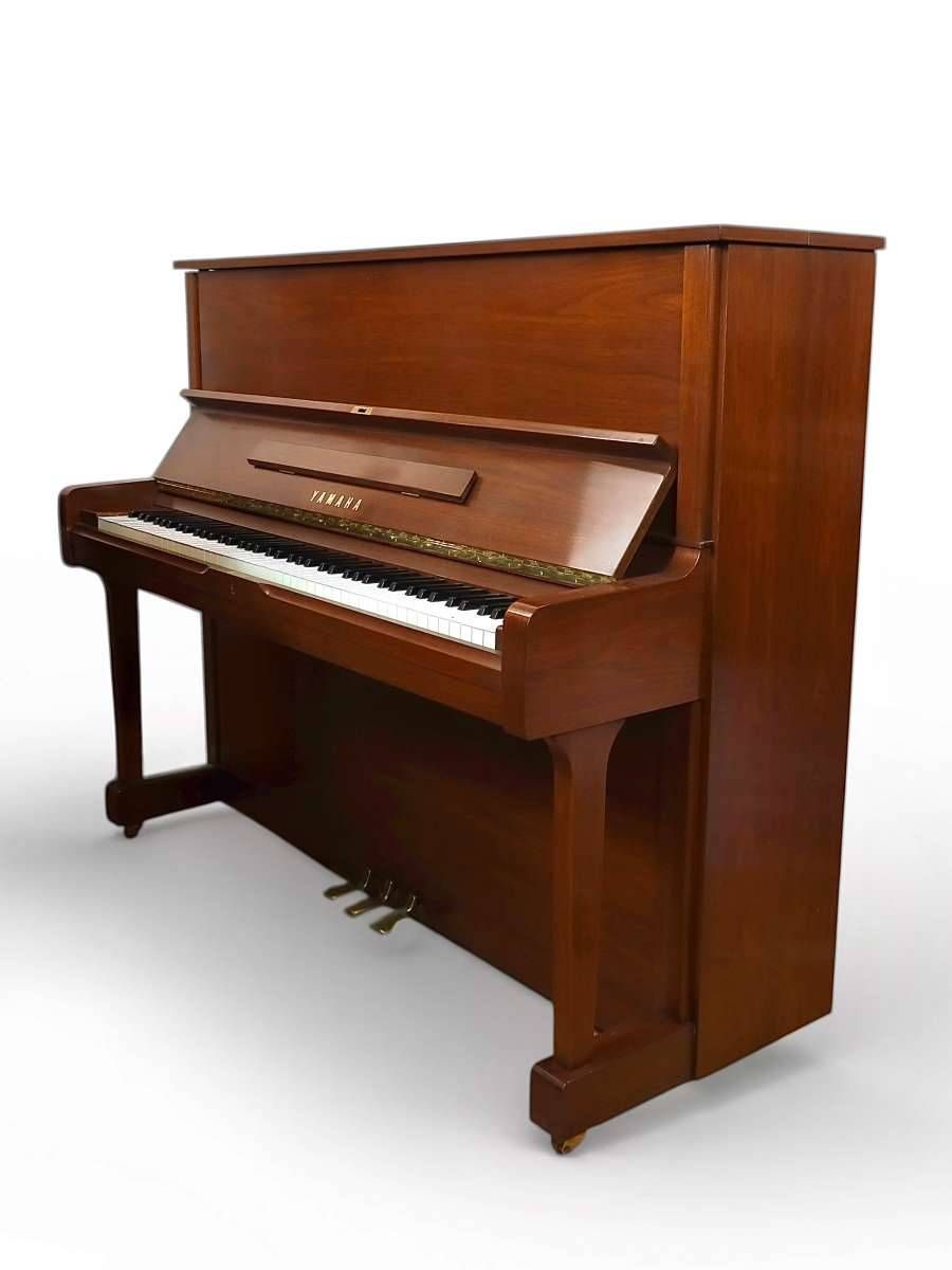 U1A Upright Piano