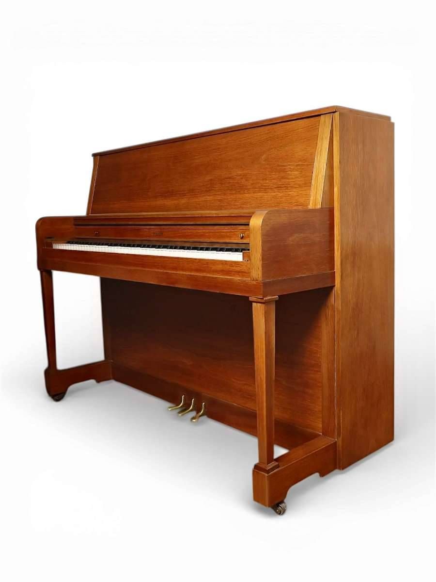115 Upright Piano