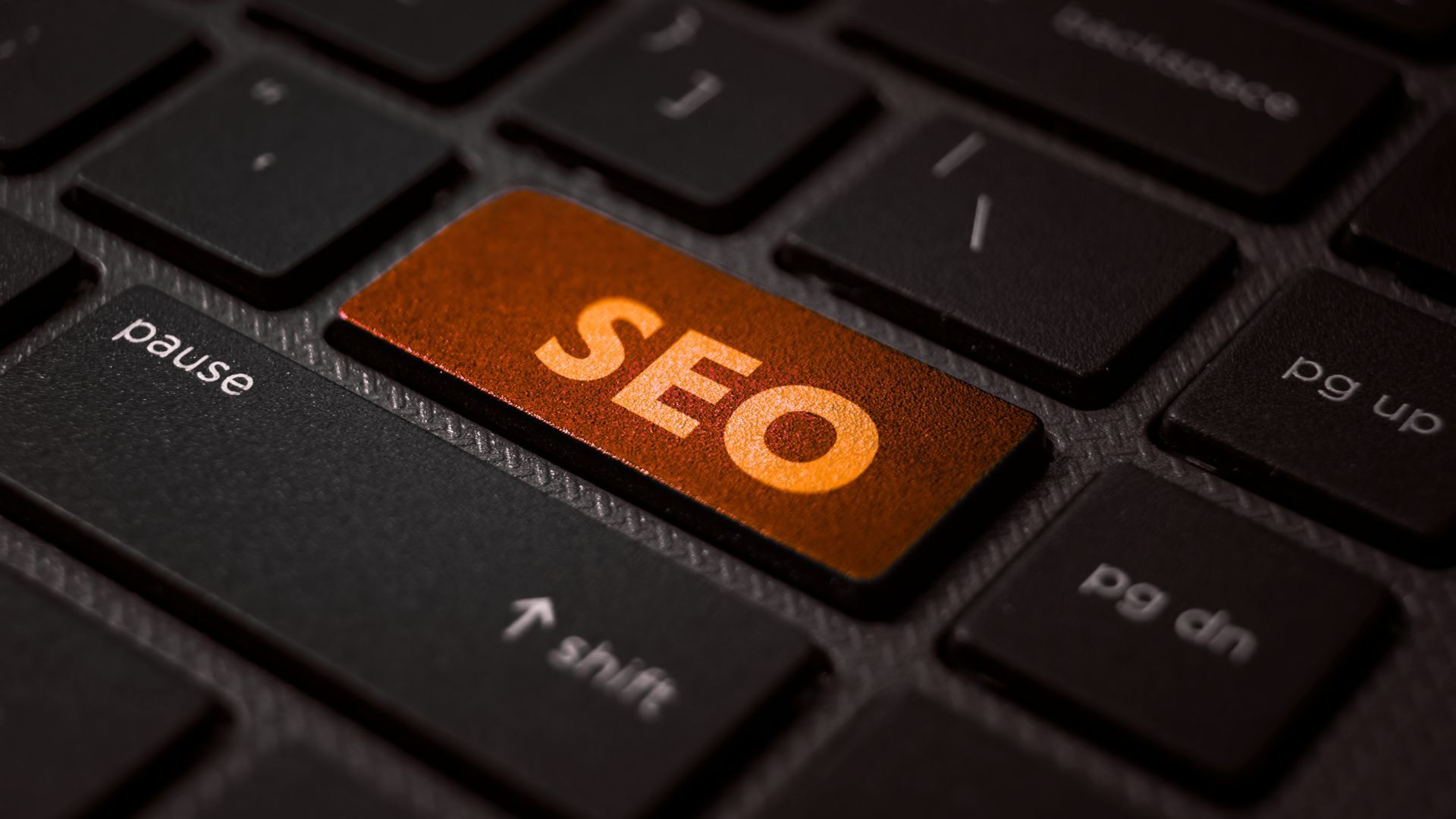 Tastatur mit hinzugefügten SEO Button in Orange