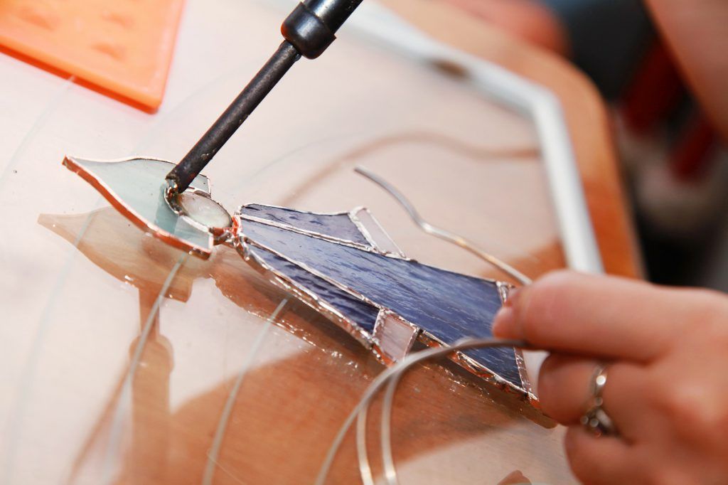 Saldatura del vetro con tecnica Tiffany