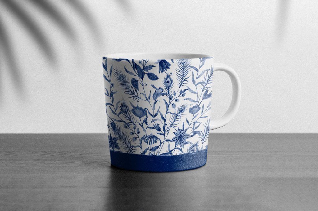 Tazza in porcellana decorata