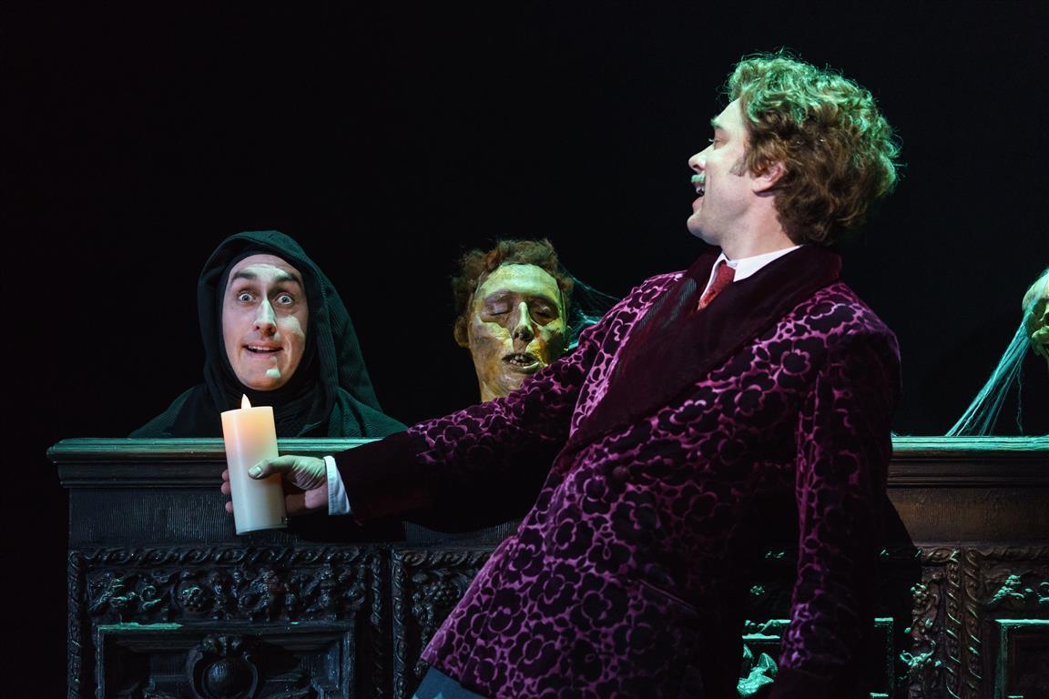Ross Noble gets rave reviews for 'Young Frankenstein'