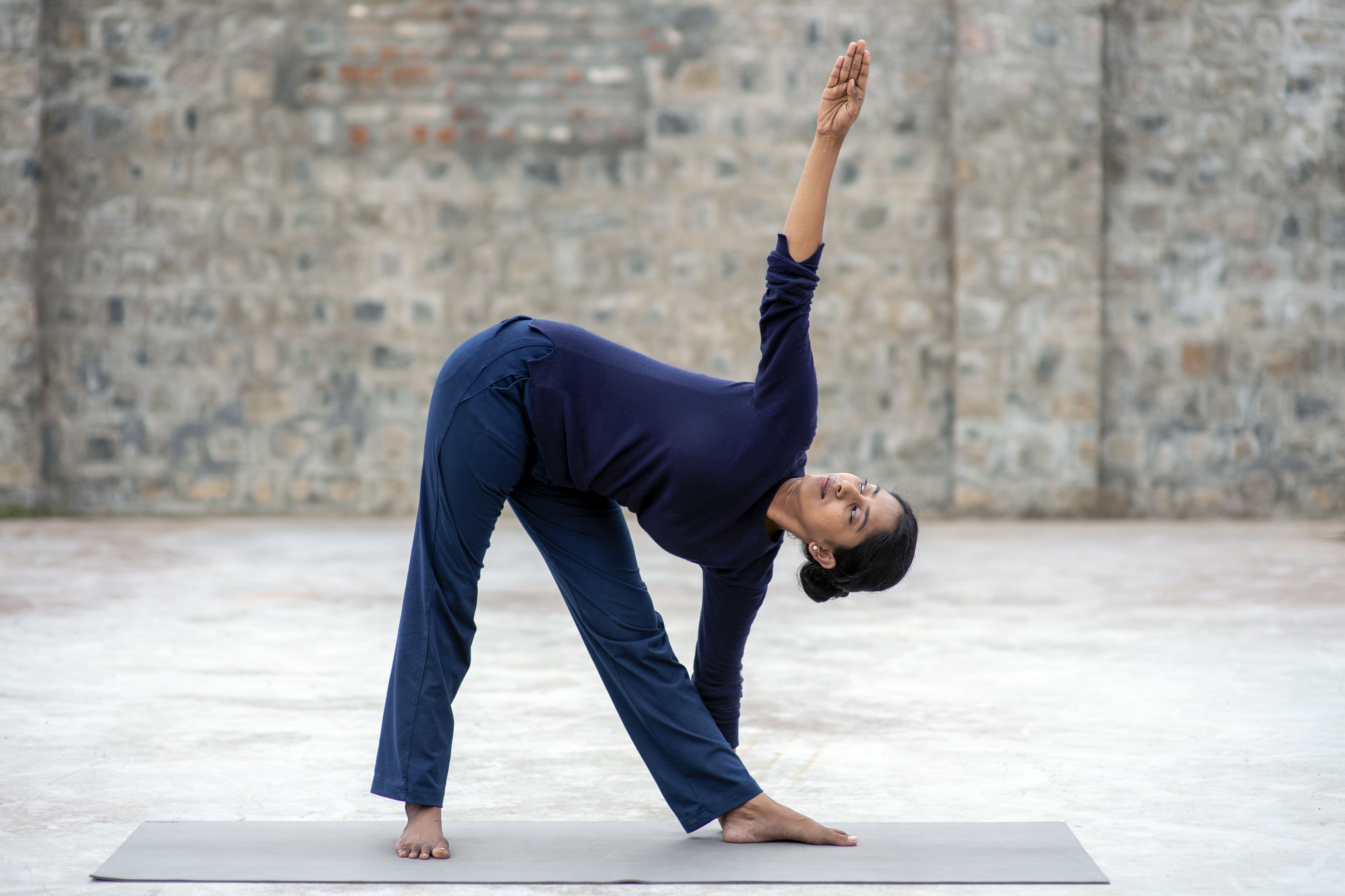 Hatha Yoga Guide: Science, Benefits and Insights