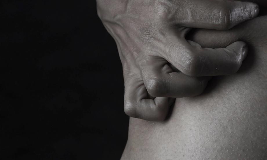 dehydration and muscle pain