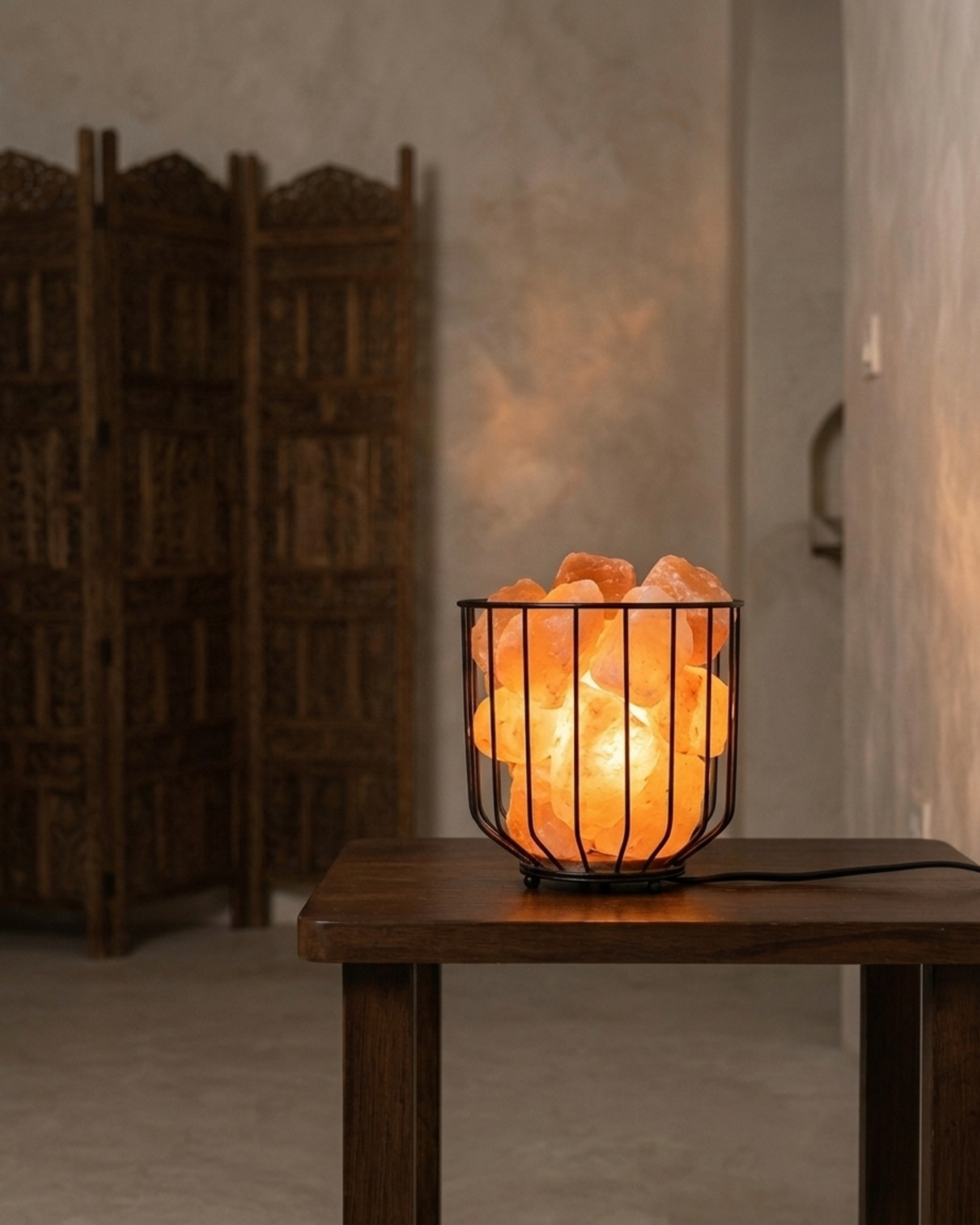 NS16 Himalayan Pink Salt Wire Basket Lamp