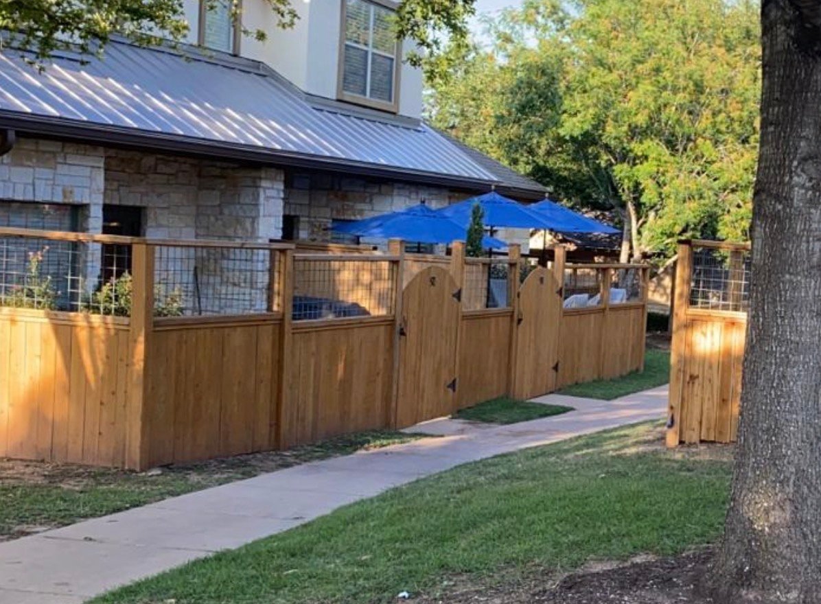 4ft fence with bull panel