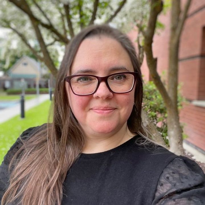 Xylina, Birth & Family Educator