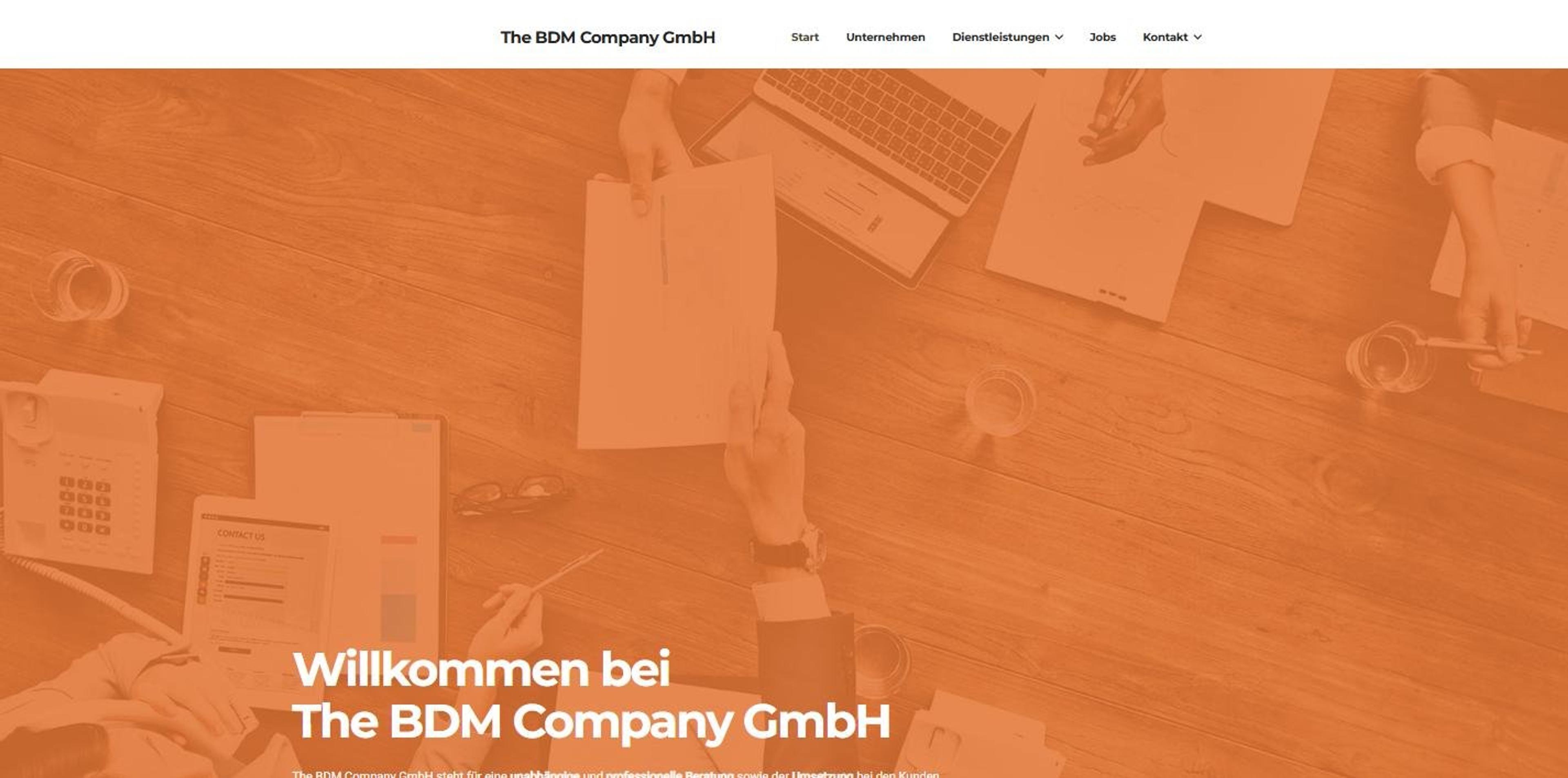 Startseite der Website der BDM Company mit klarer Struktur und professioneller Bildsprache.