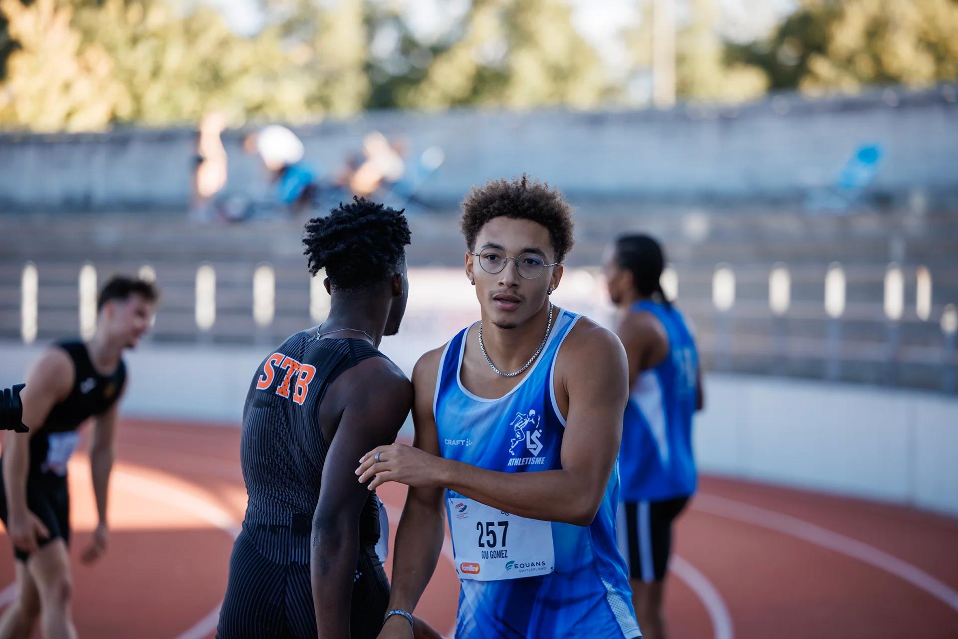 Jonathan Gou Gomez (Lausanne-Sports Athlétisme, Jahrgang 2005) gewinnt den 100-m-Final der U23 Männer in 10,58 Sekunden bei den Schweizer Meisterschaften U20/U23 2026 im Stadion Schützenmatte in Basel.
