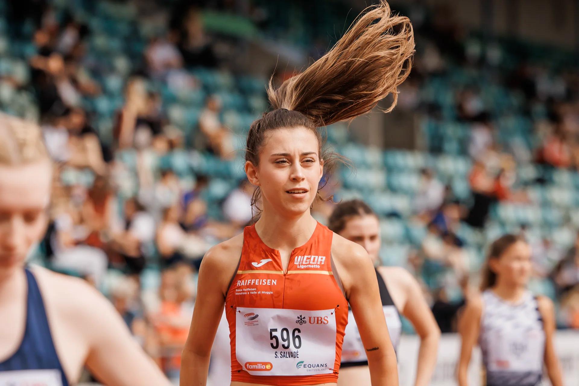 Sara Salvadé (VIGOR Ligornetto, Jahrgang 2004) im Vorlauf über 800 m der U23 Frauen bei den Schweizer Meisterschaften U20/U23 2026 im Stadion Schützenmatte in Basel.