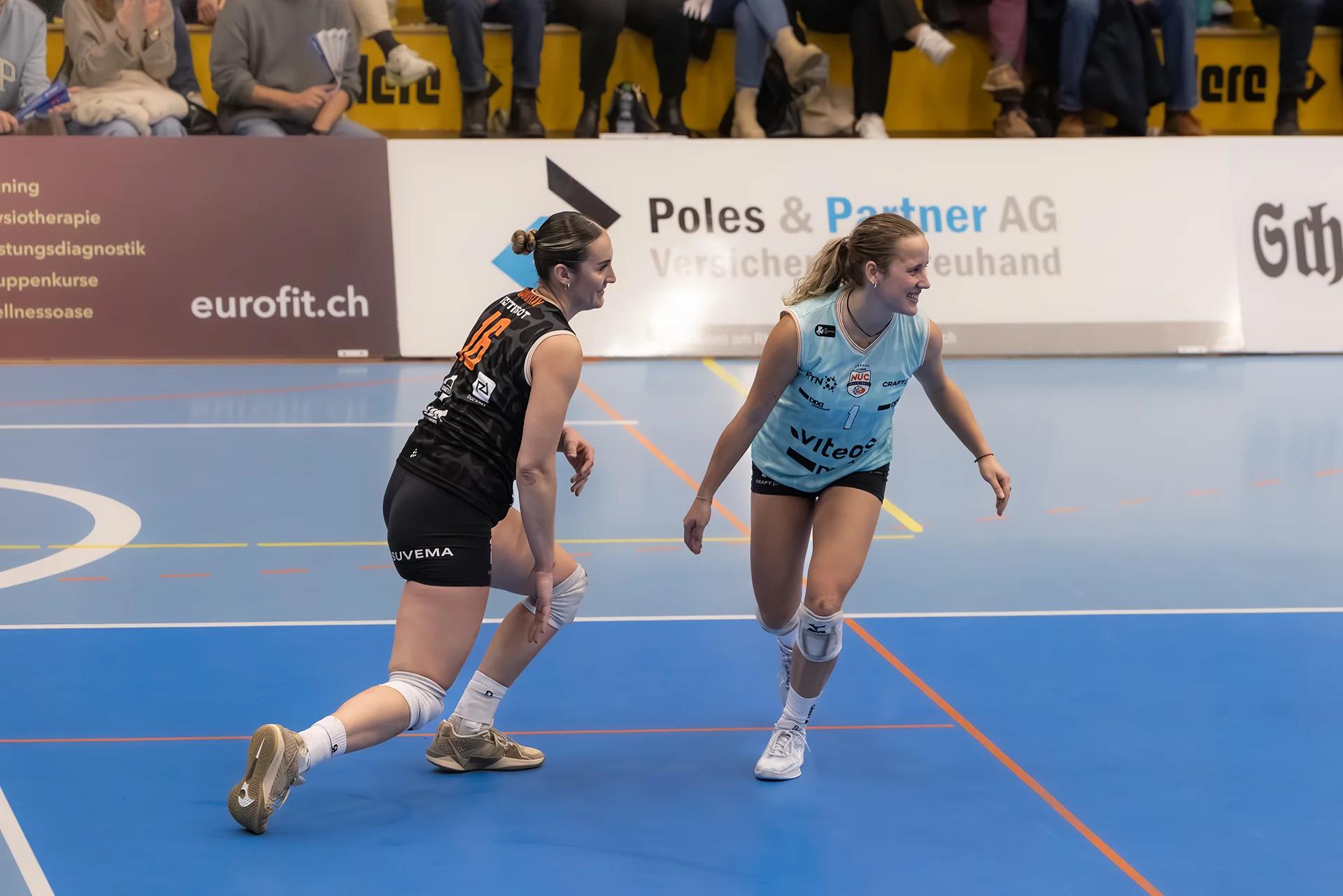 Caroline Delley (Viteos NUC) als Libera, NLA-Frauen-Spiel gegen VC Kanti Schaffhausen.