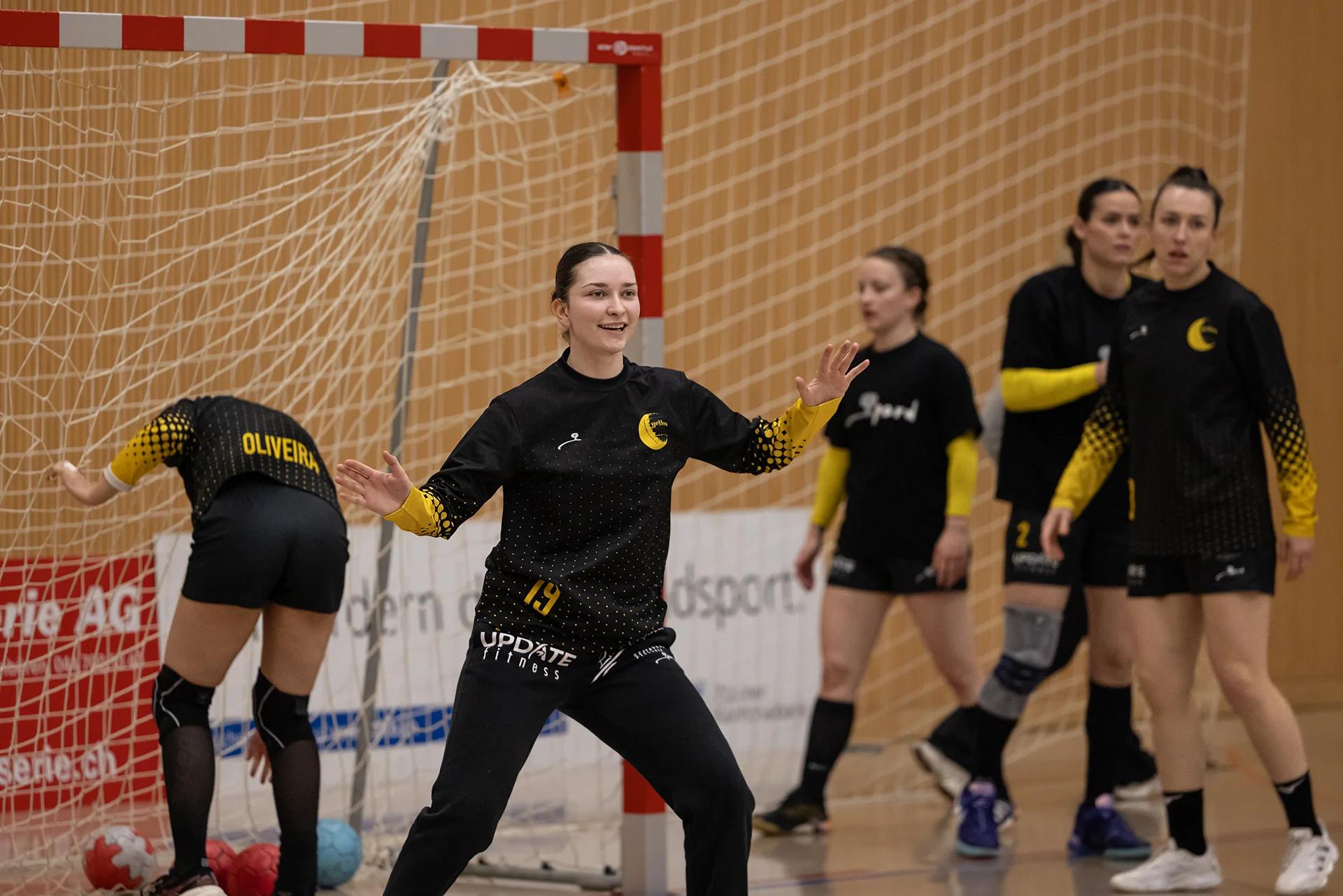 Charlotte Chappuis (Yellow Winterthur) im Tor, SPL1-Spiel gegen GC Amicitia Zürich.