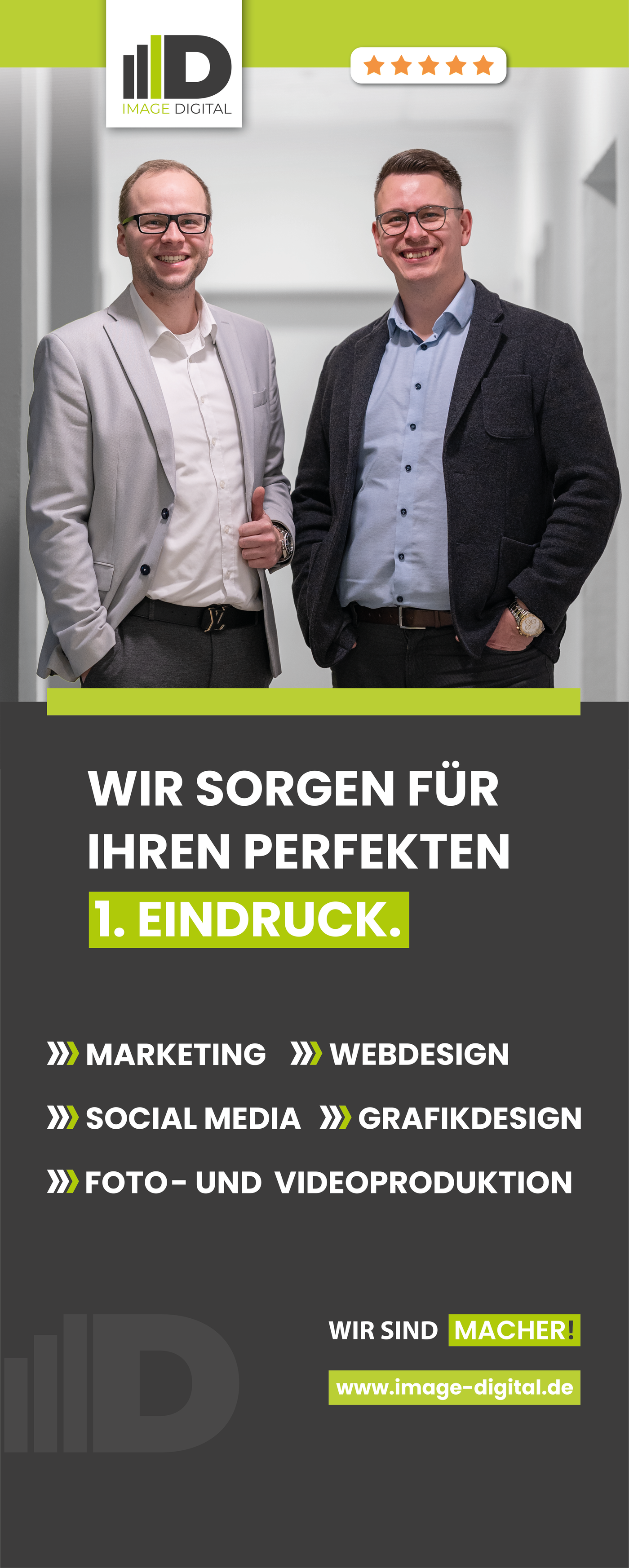Rollup-Display von Image Digital mit dem Claim Wir sorgen für Ihren perfekten ersten Eindruck und den Leistungen der Agentur.