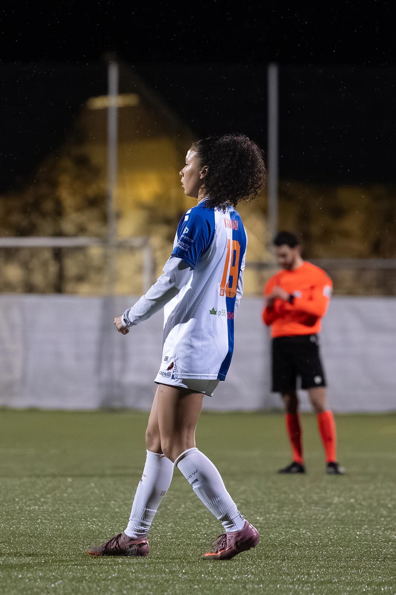 Ramona Kannady (GC Zürich) im Angriff, AXA-Women’s-Super-League-Spiel gegen FC Luzern.