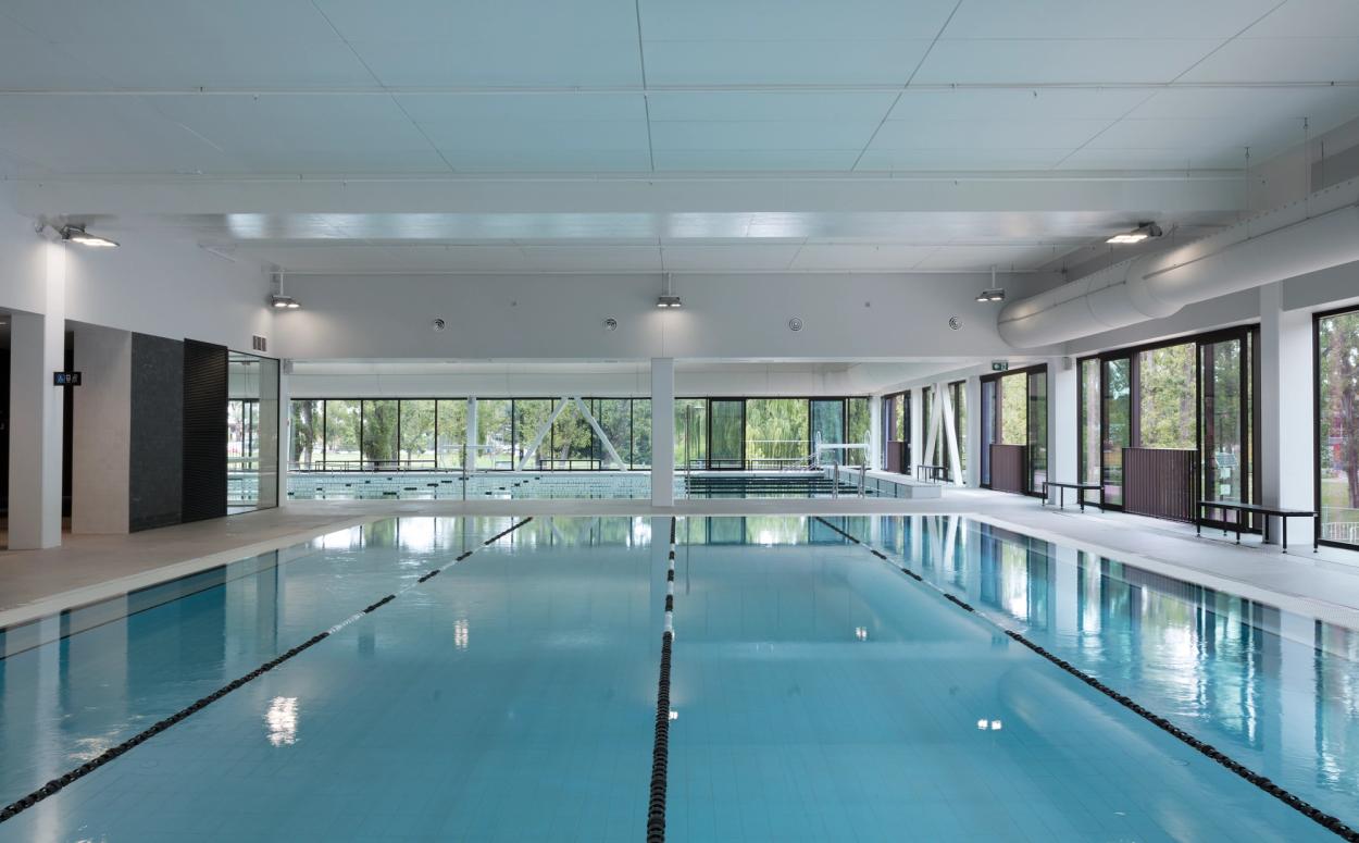 Pool interior