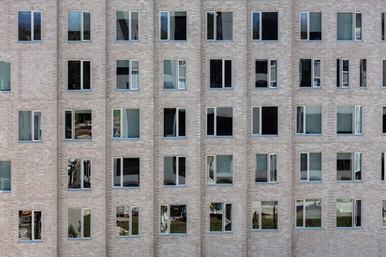 Fenner Hall, Kambri, ANU. Prefabricated brick slip facade.