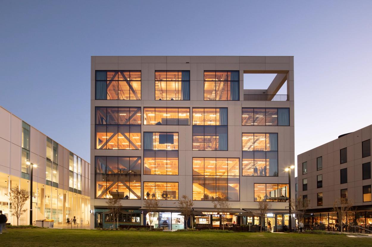 Marie Reay Teaching Building, Kambri