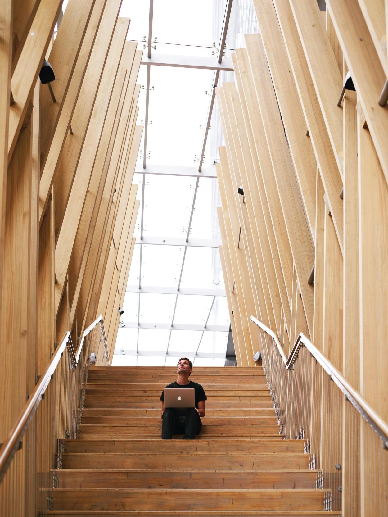 Entry stair