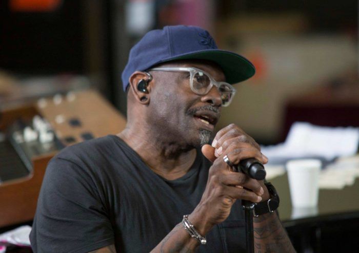 Backup vocalist Arnold McCuller. (Photo: Garry Brandon)