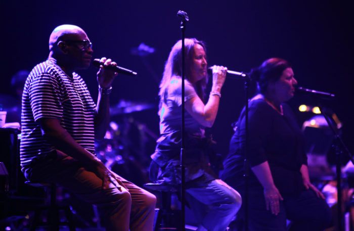 Backup singers Arnold McCuller, Kate Markowitz and Andrea Zonn. (Photo: Garry Brandon)