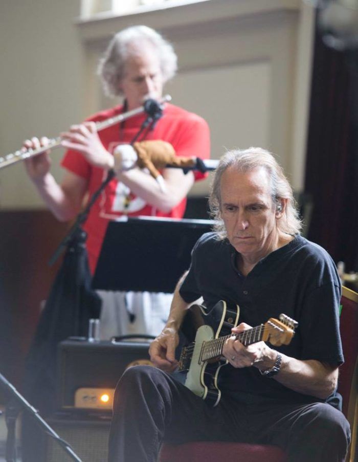 Guitarist Michael Landau, with Lou Marini in the background. (Photo: Garry Brandon)