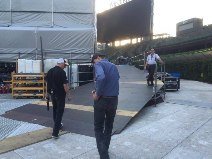 Getting ready for show time. (Photo: Ellyn Kusmin)