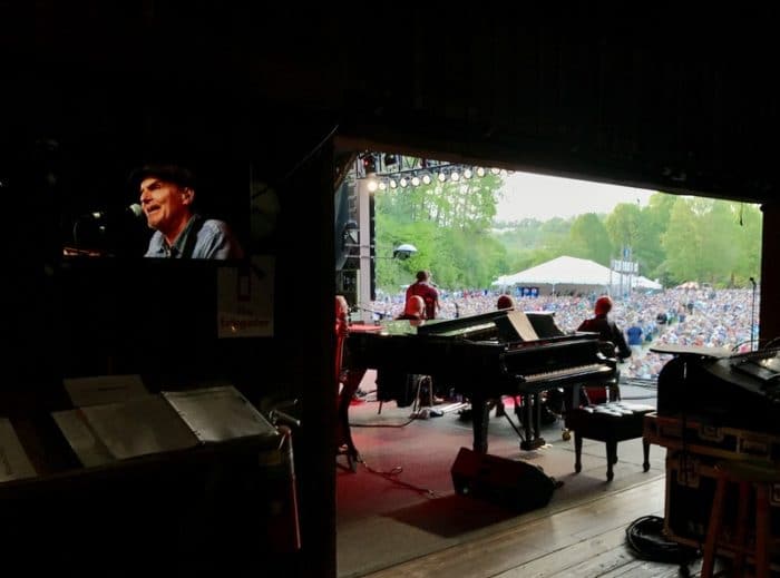 Sidestage at the show!  (Photo by John Crumpler)